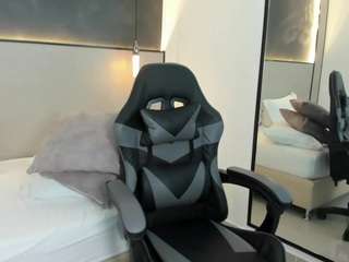 olivia-willoow webcam
