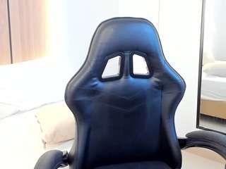 olivia-willoow Live Webcam on CamSoda