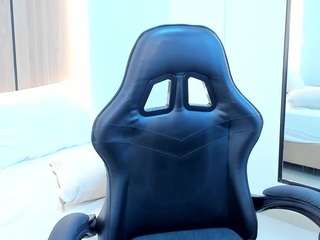 olivia-willoow webcam