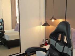 olivia-willoow webcam