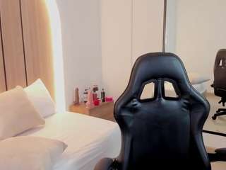 olivia-willoow webcam