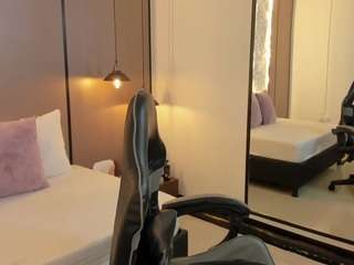 olivia-willoow webcam