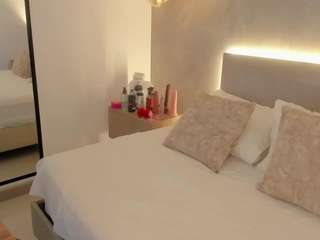 olivia-willoow webcam