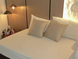 olivia-willoow webcam