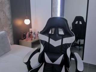 olivia-willoow webcam