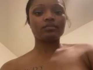 prettygirl24xfac... Live Webcam on CamSoda