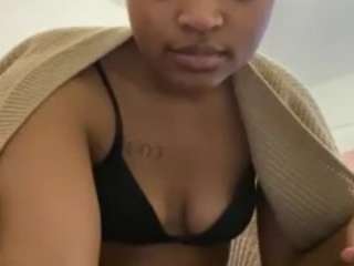 prettygirl24xfac... Live Webcam on CamSoda