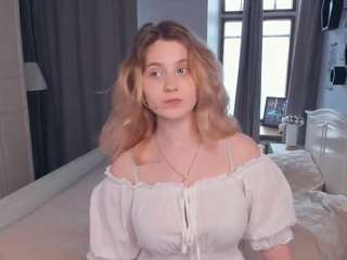 Explore Redamoleski, she wants to masturbate for you redamoleski from CamSoda