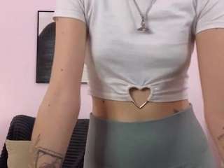 jasmi-yets from CamSoda is Freechat