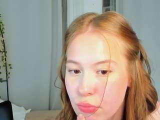 lanaroselle Live Webcam on CamSoda