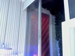 missmahalaa Live Webcam on CamSoda