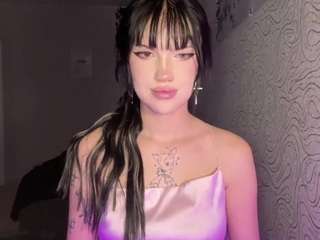  hilariaburtchell chat room