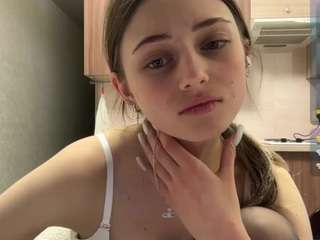 leahsmith's CamSoda show and profile