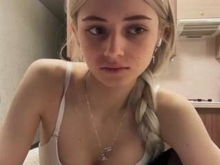 Ten model jest teraz na żywo. leahsmith