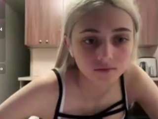 LeahSmith live cam preview