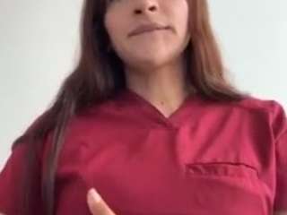 Live webcam model lunabum on Soda Cams