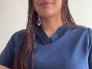 Live webcam model lunabum on Soda Cams