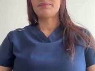 Live webcam model lunabum on Soda Cams