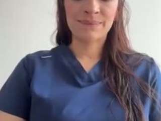 Live webcam model lunabum on Soda Cams