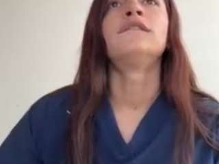 Live webcam model lunabum on Soda Cams