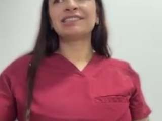 Live webcam model lunabum on Soda Cams