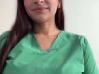 Live webcam model lunabum on Soda Cams