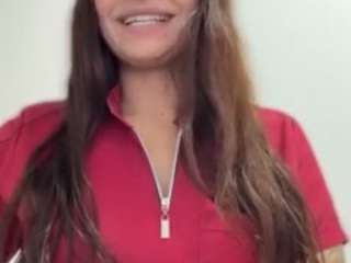 Live webcam model lunabum on Soda Cams