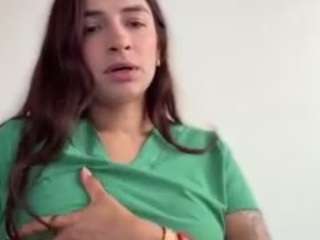 Live webcam model lunabum on Soda Cams