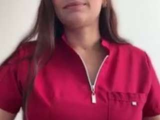 Live webcam model lunabum on Soda Cams