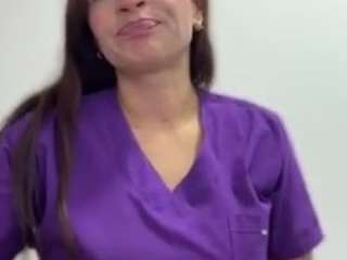 le modèle lunabum est en webcam porno dans un show sur le site camsoda, il possède les tags suivants: ahegao,lovense,toys,tattoos,spit,spank,snapchat,sexy,oil,nipples,naked,moaning,milk,large tits,ass,fingers,feet,dirty talk,deepthroat,curvy