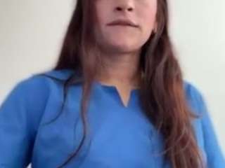 Live webcam model lunabum on Soda Cams