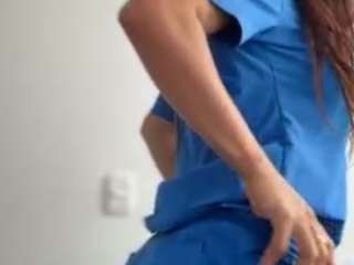 Live webcam model lunabum on Soda Cams