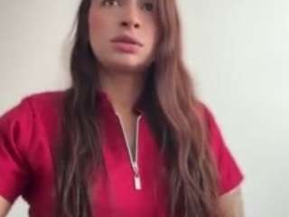 Live webcam model lunabum on Soda Cams