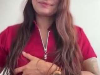 Live webcam model lunabum on Soda Cams