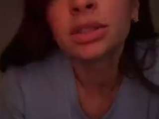 Live webcam model lunabum on Soda Cams