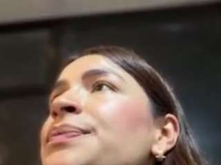 Live webcam model lunabum on Soda Cams