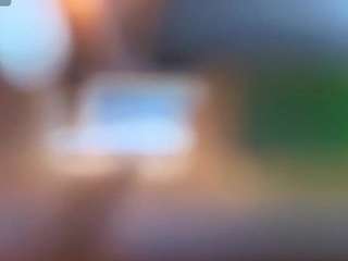Questo modello è in diretta ora. naomi-tp