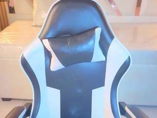 Naomi-Tp live webcam show