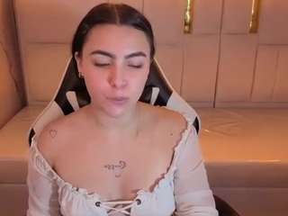 scarlett-smith-tp's CamSoda show and profile