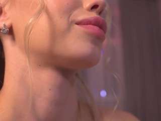 Spring-day's cam show statistics and live stream