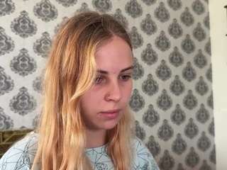 alismoona live webcam show