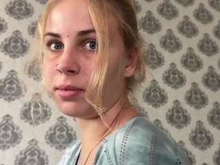 alismoona live webcam show