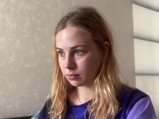 AlisMoona live webcam show
