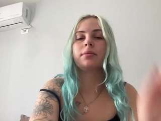 AlisMoona live cam preview
