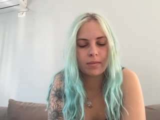 AlisMoona live cam preview