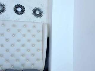 annatood from CamSoda is Freechat