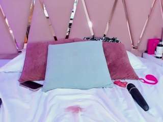 emilyblack1 Live Webcam on CamSoda
