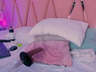 Emilyblack1's cam show statistics and live stream