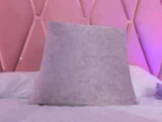 Live cam show with Emily Black