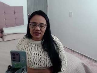 le modèle jade-zayn est en webcam porno dans un show sur le site camsoda, il possède les tags suivants: amateur,lush,toys,striptease,sexy,pussy,public,no smoking,nature,natural,naked,milf,middle aged,mature,lovense,anal,hairy pussy,fingering,feet,facial